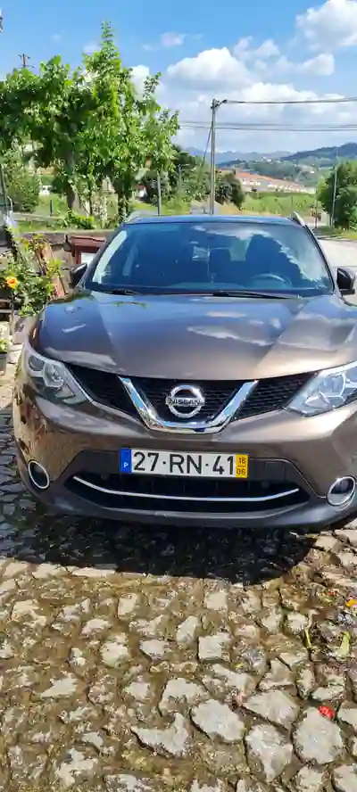 Nissan Qashqai 2016 - 13800 EUR, 155000 km - AUTO.MOTO.pt - 155000km - foto 10 de 10