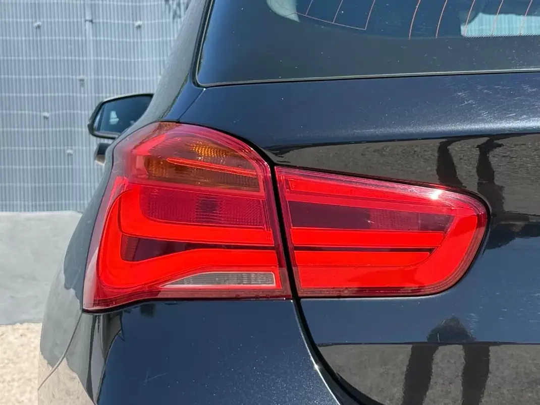 BMW 116 2017 - 13950 EUR, 131900 km - 131900km - foto 21 de 25