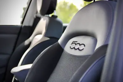 Fiat 500X 2016 - 11950 EUR, 140000 km - AUTO.MOTO.pt - 140000km - foto 13 de 33