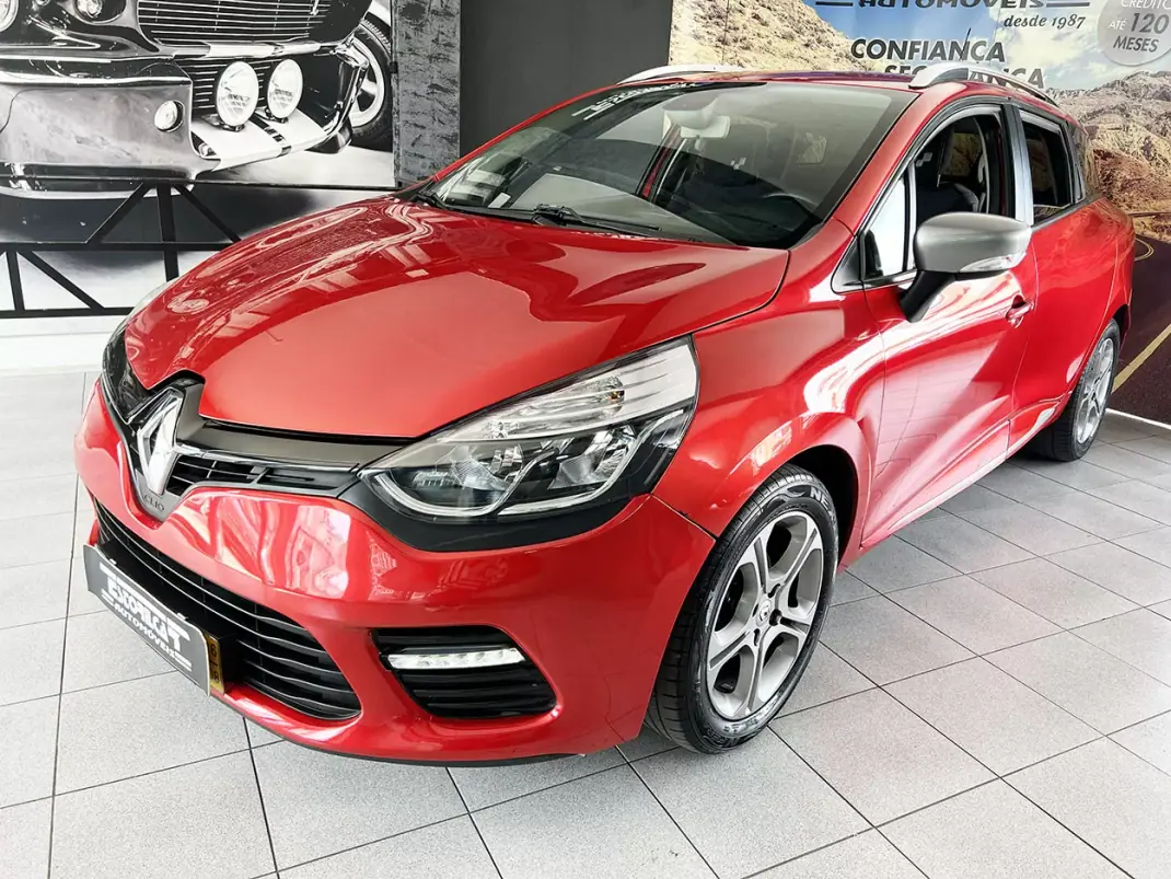 Renault Clio Sport Tourer 2016 - 9600 EUR, 169693 km - AUTO.MOTO.pt - 169693km - foto 1 de 23