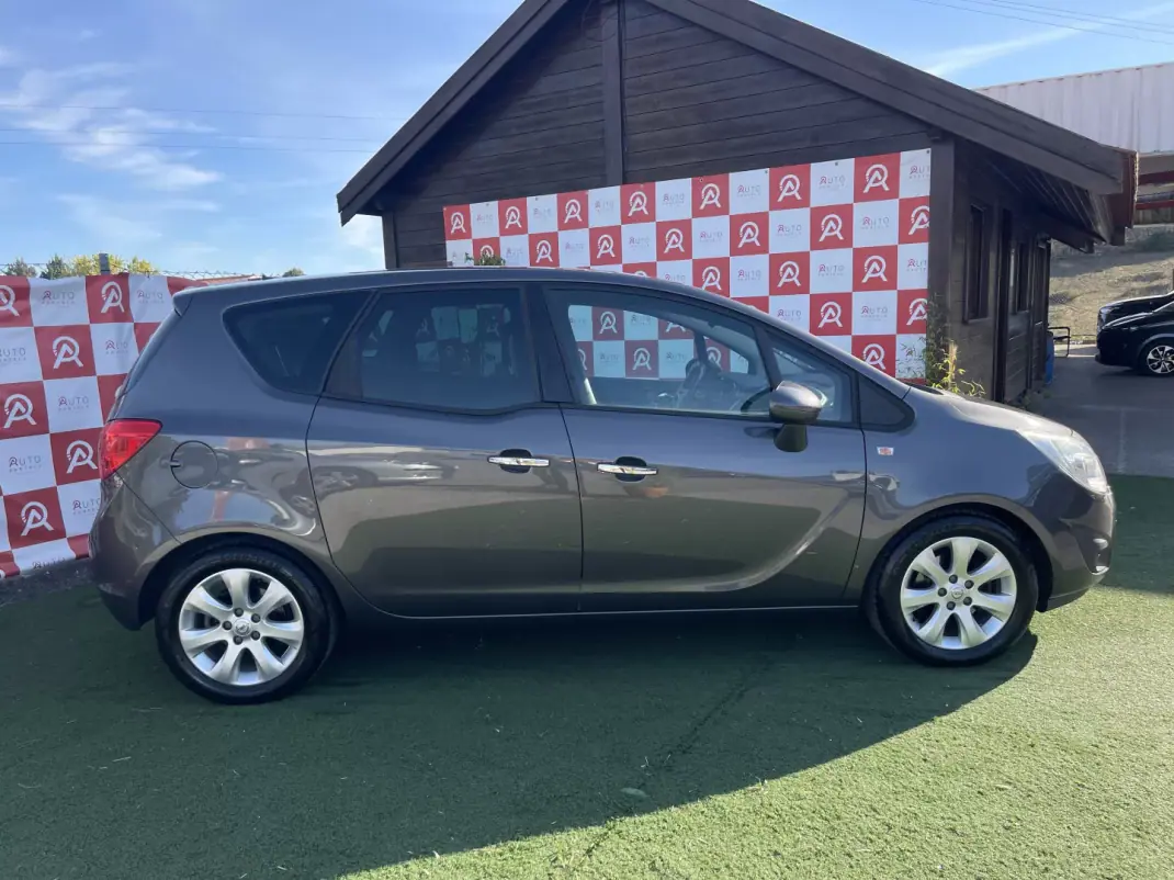 Opel Meriva 2011 - 7490 EUR, 153100 km - AUTO.MOTO.pt - 153100km - foto 2 de 20