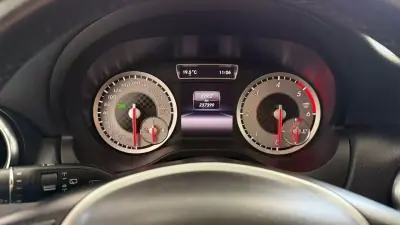 Mercedes-Benz A 180 2013 - 12990 EUR, 237399 km - AUTO.MOTO.pt - 237399km - foto 25 de 28