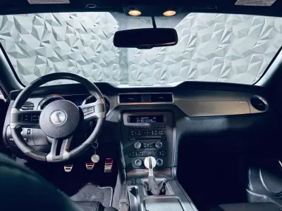 Shelby GT500 2010 - 89990 EUR, 76489 km - AUTO.MOTO.pt - 76489km - foto 22 de 47