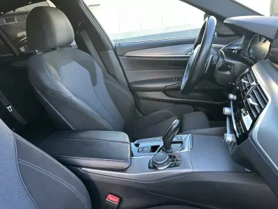 BMW M550d 2017 - 49900 EUR, 150000 km - AUTO.MOTO.pt - 150000km - foto 51 de 54