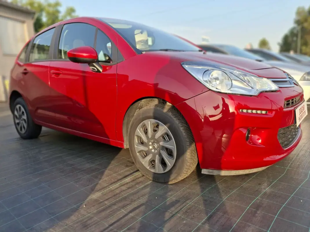 Citroën C3 2017 - 13500 EUR, 120000 km - AUTO.MOTO.pt - 120000km - foto 2 de 11