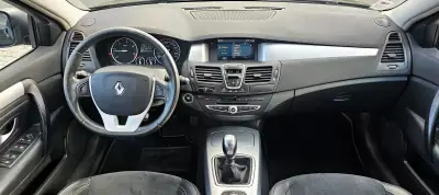 Renault Laguna Break 2009 - 7500 EUR, 225000 km - 225000km - foto 7 de 25