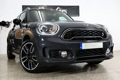 MINI Countryman 2018 - 23500 EUR, 102395 km - AUTO.MOTO.pt - 102395km - foto 4 de 31