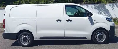 Citroën Jumpy 2021 - 16490 EUR, 129100 km - AUTO.MOTO.pt - 129100km - foto 7 de 18