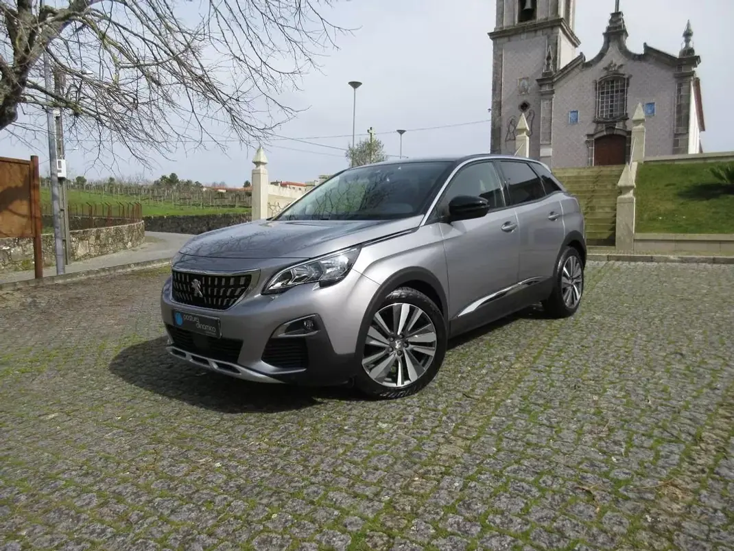 Peugeot 3008 2017 - 17990 EUR, 168000 km - 168000km - foto 2 de 37