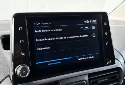 Peugeot Partner 1.6 BlueHdi 100cv Premium 2020 - 13990 EUR, 135000 km - AUTO.MOTO.pt - 135000km - foto 28 de 35