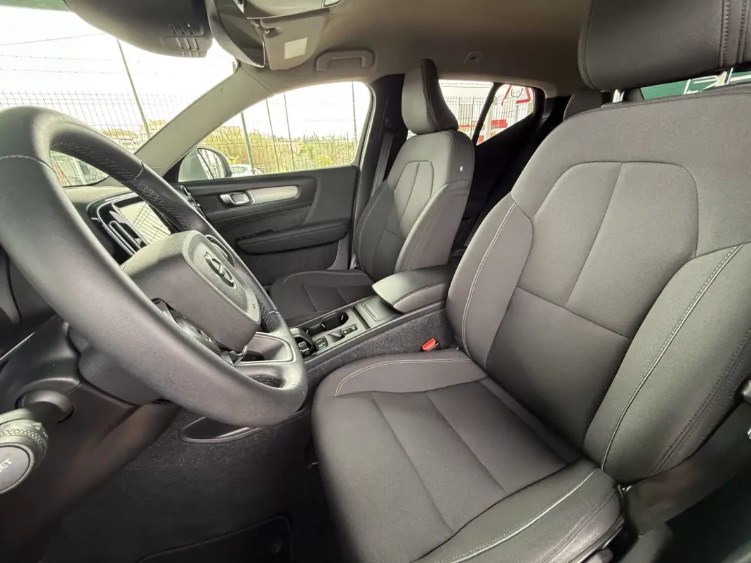 Volvo XC 40 2022 - 32600 EUR, 34626 km - AUTO.MOTO.pt - 34626km - foto 23 de 24