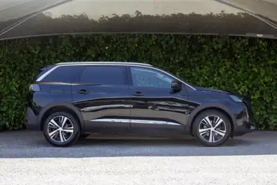 Peugeot 5008 2021 - 27900 EUR, 84300 km - AUTO.MOTO.pt - 84300km - foto 6 de 24