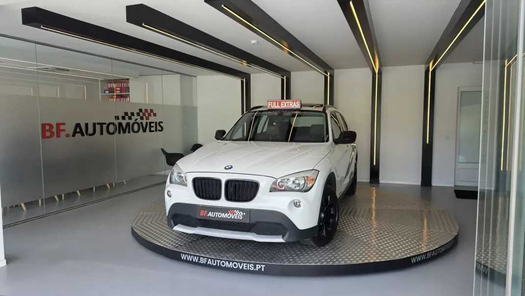BMW X1 2009 - 13900 EUR, 234438 km - AUTO.MOTO.pt - 234438km - foto 11 de 59