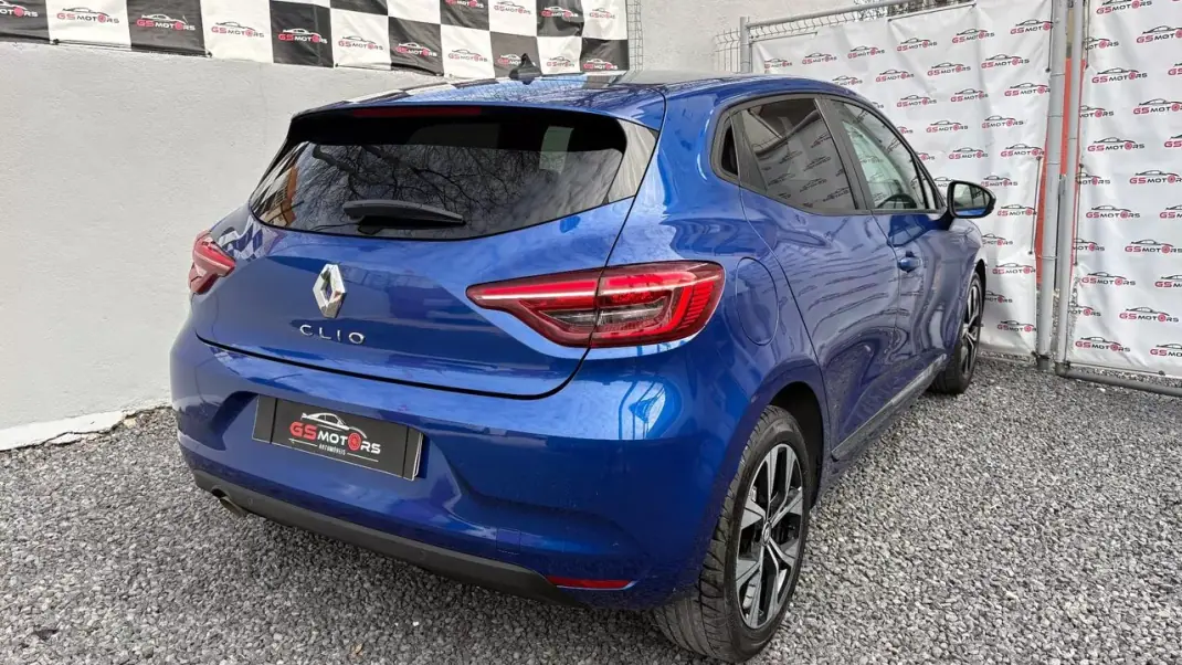 Renault Clio 2023 - 14400 EUR, 81441 km - AUTO.MOTO.pt - 81441km - foto 5 de 12