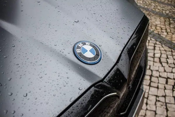 BMW i5 2023 - 74990 EUR, 17145 km - AUTO.MOTO.pt - 17145km - foto 10 de 60