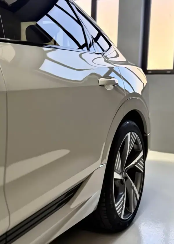 Audi Q8 e-Tron Sportback 2021 - 33950 EUR, 159218 km - AUTO.MOTO.pt - 159218km - foto 19 de 28