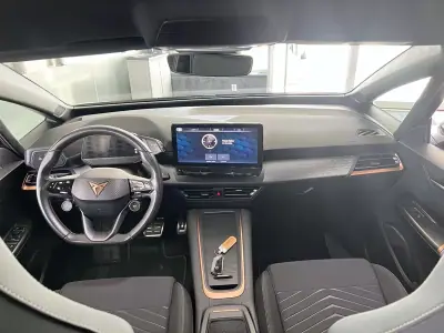 Cupra Born 2023 - 27800 EUR, 83155 km - 83155km - foto 11 de 31