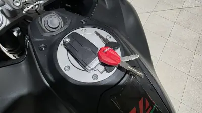 Ducati Multistrada 1260 Enduro 2022 - 19500 EUR, 31714 km - AUTO.MOTO.pt - 31714km - foto 19 de 28