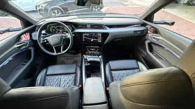Audi e-tron Sportback 2022 - 39990 EUR, 82000 km - 82000km - foto 33 de 45