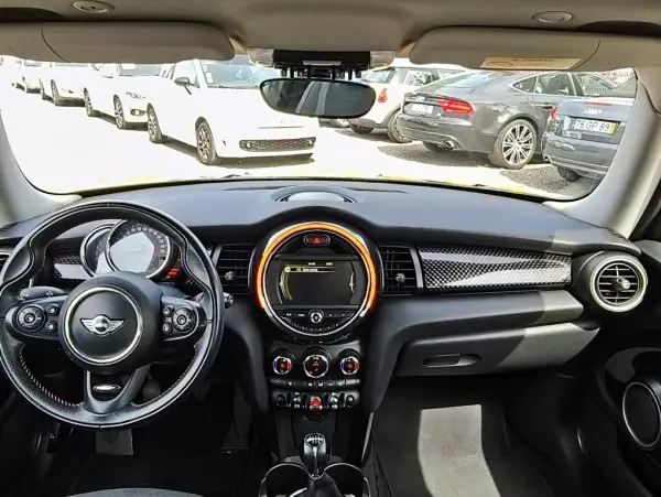 MINI Berlingo 2015 - 18000 EUR, 101200 km - AUTO.MOTO.pt - 101200km - foto 3 de 29