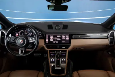 Porsche Cayenne Coupé 2021 - 120000 EUR, 93815 km - AUTO.MOTO.pt - 93815km - foto 6 de 22