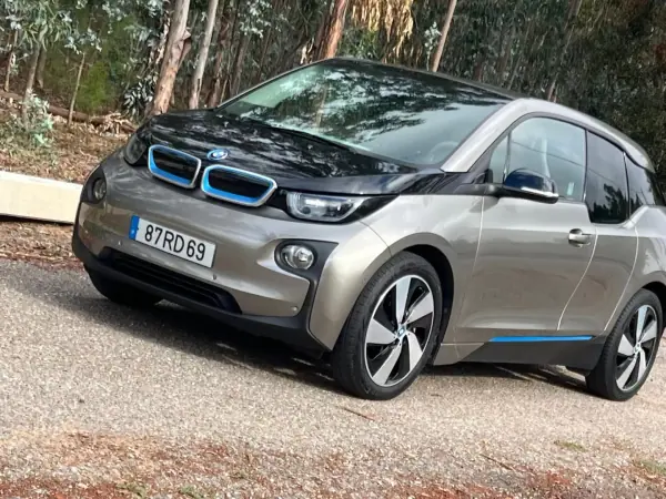 BMW i3 2014 — foto 2 de 44
