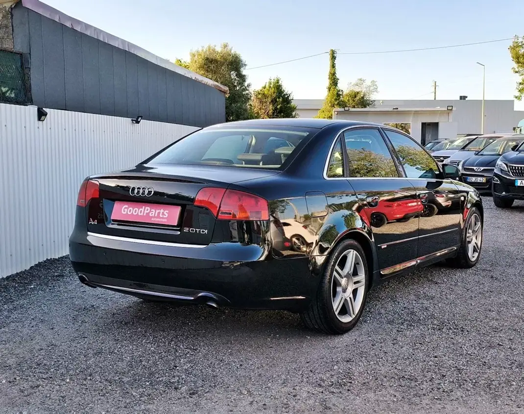 Audi A4 2007 - 8290 EUR, 237330 km - AUTO.MOTO.pt - 237330km - foto 8 de 29
