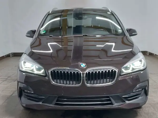 BMW 218 Gran Tourer 2018 - 19990 EUR, 126000 km - AUTO.MOTO.pt - 126000km - foto 12 de 23