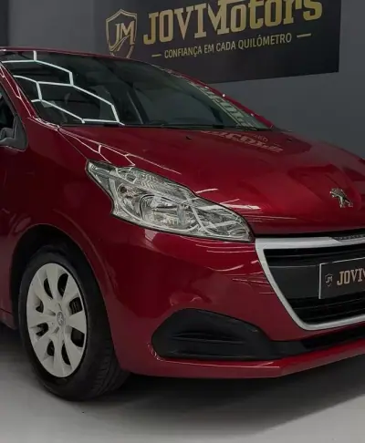 Peugeot 208 2018 - 7999 EUR, 171944 km - AUTO.MOTO.pt - 171944km - foto 12 de 18