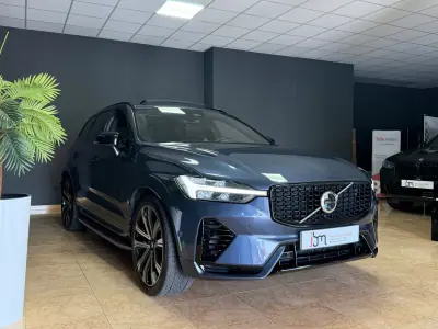 Volvo XC 60 2021 - 42990 EUR, 89987 km - AUTO.MOTO.pt - 89987km - foto 2 de 21