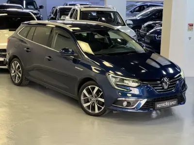 Renault Mégane Sport Tourer 2016 - 13990 EUR, 115000 km - AUTO.MOTO.pt - 115000km - foto 8 de 57