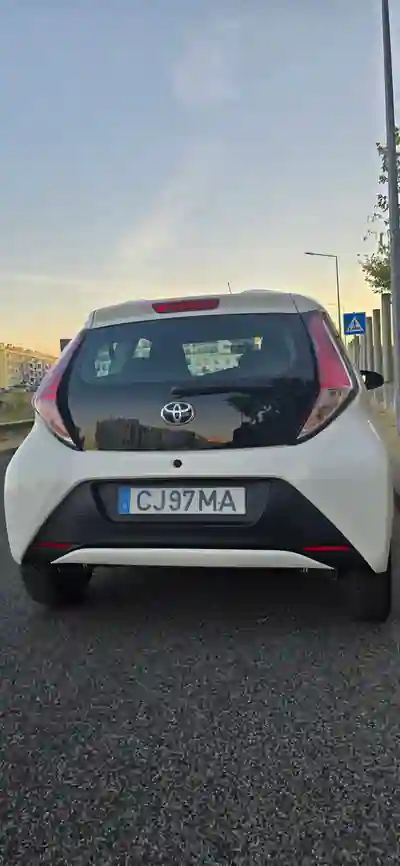 Toyota Aygo 2017 - 8750 EUR, 124500 km - 124500km - foto 6 de 13