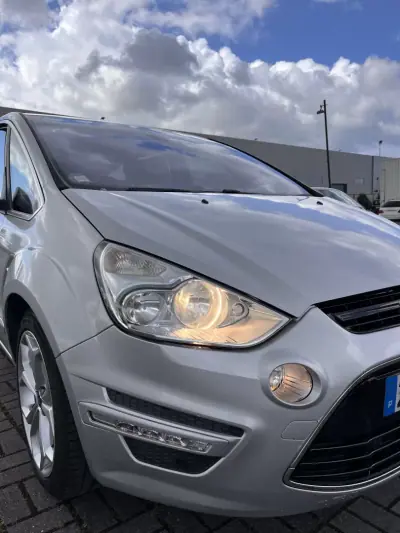 Ford S-Max 2010 - 11000 EUR, 197560 km - AUTO.MOTO.pt - 197560km - foto 6 de 19