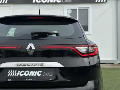 Renault Mégane Sport Tourer 2017 — foto 6 de 47