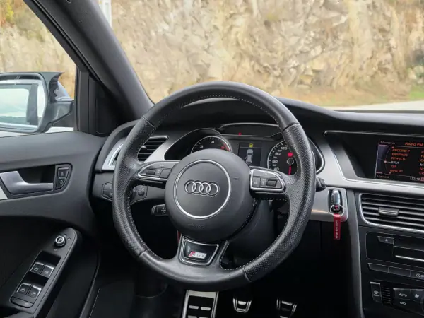 Audi A4 Avant 2014 - 15490 EUR, 202000 km - AUTO.MOTO.pt - 202000km - foto 5 de 18
