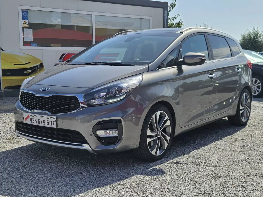 Kia Carens 2018 - 17700 EUR, 104900 km - 104900km - foto 3 de 52