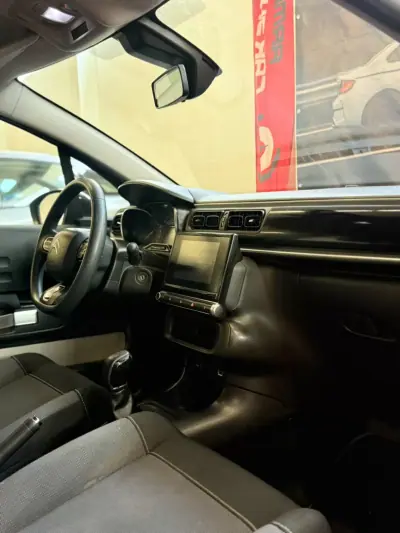 Citroën C3 2019 - 10900 EUR, 61000 km - AUTO.MOTO.pt - 61000km - foto 5 de 9