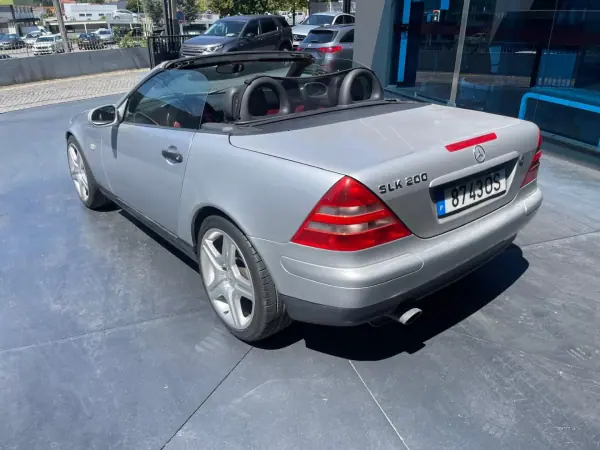 Mercedes-Benz SLK 200 1997 - 10900 EUR, 114000 km - AUTO.MOTO.pt - 114000km - foto 5 de 11