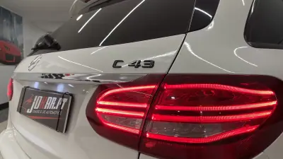 Mercedes-Benz C 43 AMG 2016 - 39990 EUR, 128967 km - AUTO.MOTO.pt - 128967km - foto 11 de 55