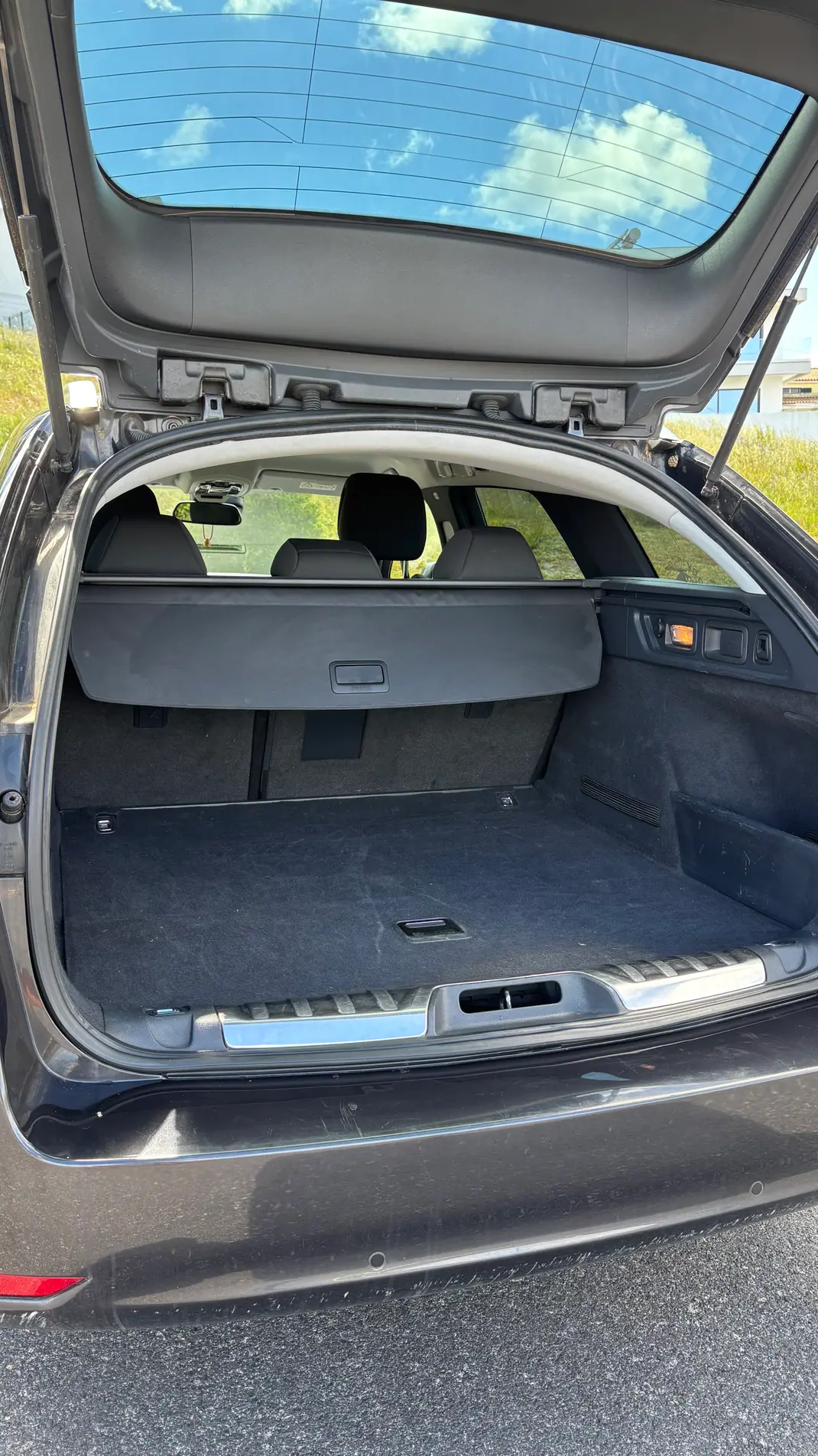 Peugeot 508 SW 2017 - 7500 EUR, 200000 km - AUTO.MOTO.pt - 200000km - foto 9 de 15