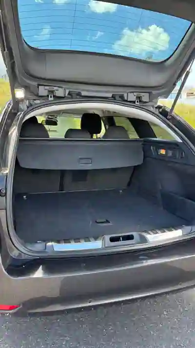 Peugeot 508 SW 2017 - 7500 EUR, 200000 km - AUTO.MOTO.pt - 200000km - foto 9 de 15