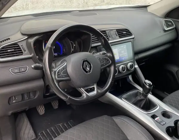Renault Kadjar 2022 - 18490 EUR, 88000 km - AUTO.MOTO.pt - 88000km - foto 11 de 20