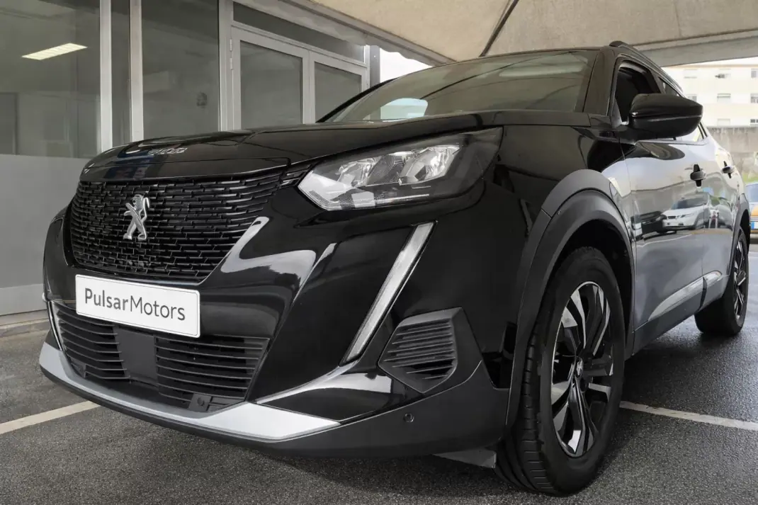 Peugeot e-2008 2020 - 14790 EUR, 153203 km - AUTO.MOTO.pt - 153203km - foto 2 de 9