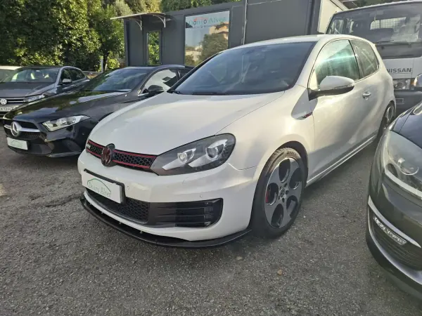 Volkswagen Golf 2.0 GTI DSG 2012 Petrol — 176 479 km Volkswagen Golf 2.0 GTI DSG 2012 Petrol
