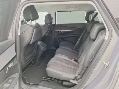 Peugeot 5008 2020 - 19990 EUR, 96918 km - AUTO.MOTO.pt - 96918km - foto 9 de 10