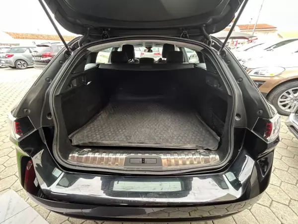 Peugeot 508 SW 2021 - 17500 EUR, 130370 km - AUTO.MOTO.pt - 130370km - foto 19 de 21