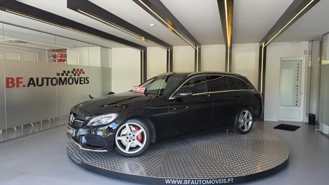 Mercedes-Benz C 180 2017 - 19900 EUR, 123115 km - AUTO.MOTO.pt - 123115km - foto 15 de 56