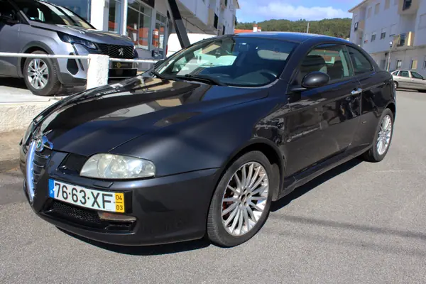 Alfa Romeo GT 2004 - 3800 EUR, 289000 km - AUTO.MOTO.pt - 289000km - foto 2 de 23