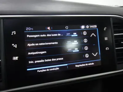 Peugeot 308 2019 - 14500 EUR, 82000 km - AUTO.MOTO.pt - 82000km - foto 26 de 26