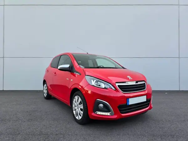 Peugeot 108 2020 - 8990 EUR, 66700 km - AUTO.MOTO.pt - 66700km - foto 6 de 36